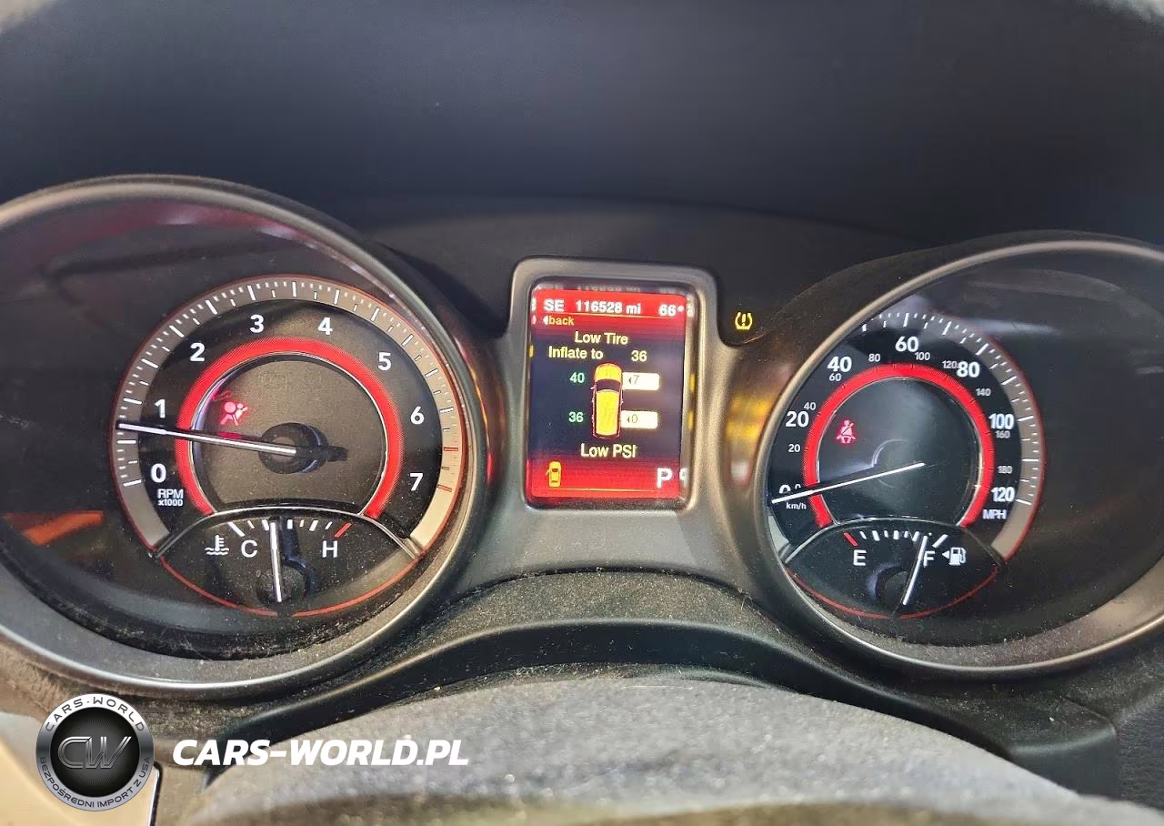 2018 Dodge Journey Crossroad VIN:3C4PDDGG9JT430322 - 9