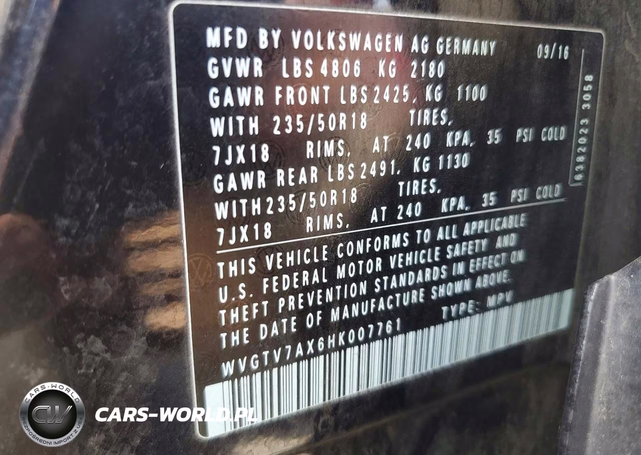 2017 Volkswagen Tiguan Sport VIN:WVGTV7AX6HK007761 - 13