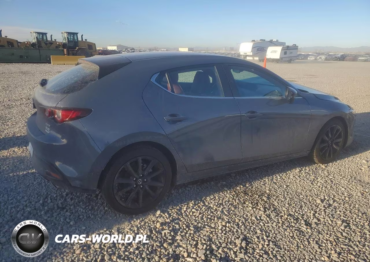 2024 Mazda 3 Preferred VIN:JM1BPBLMXR1709413 - 3