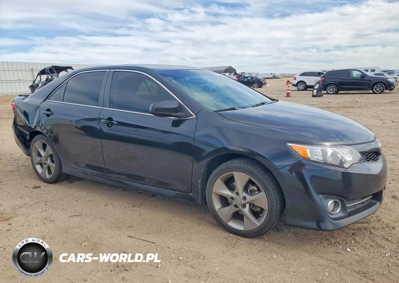 2014 Toyota Camry Se Sport VIN:4T1BF1FK0EU460034 - 4