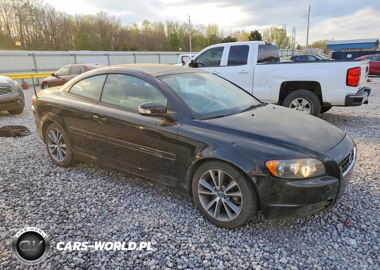2011 Volvo C70 T5 VIN:YV1672MC3AJ093298 - 4