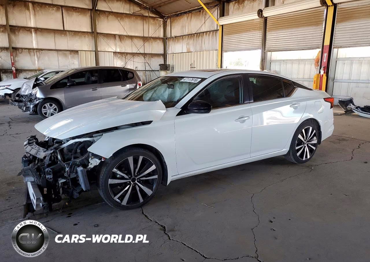 2021 Nissan Altima 2.5 Sr