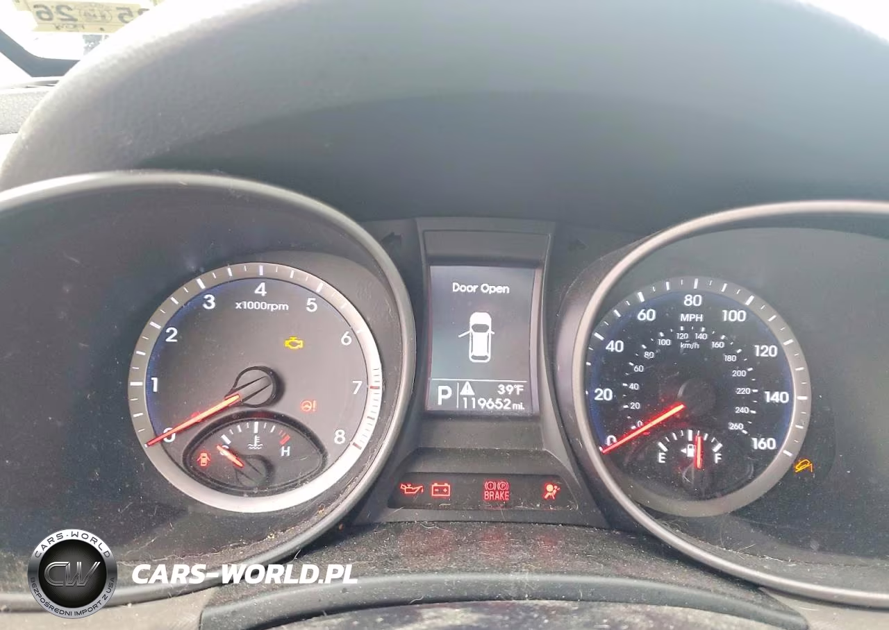 2015 Hyundai Santa Fe Sport 2.4L VIN:5XYZTDLBXFG272691 - 9