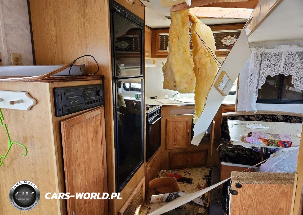 2024 Olympia Rv Marathon Camper VIN:1M93M0M25R1019077 - 7