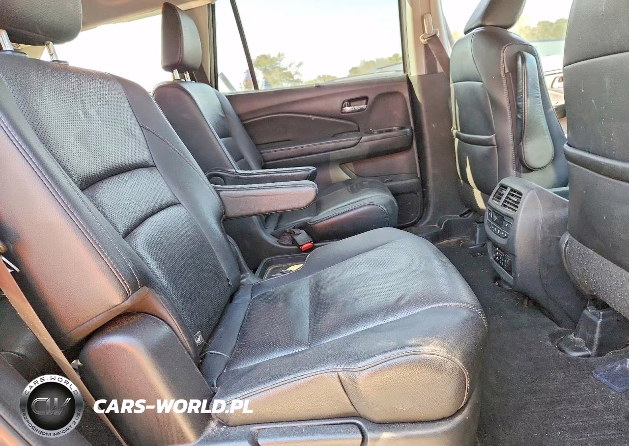 2017 Honda Pilot Elite VIN:5FNYF6H08HB092870 - 11