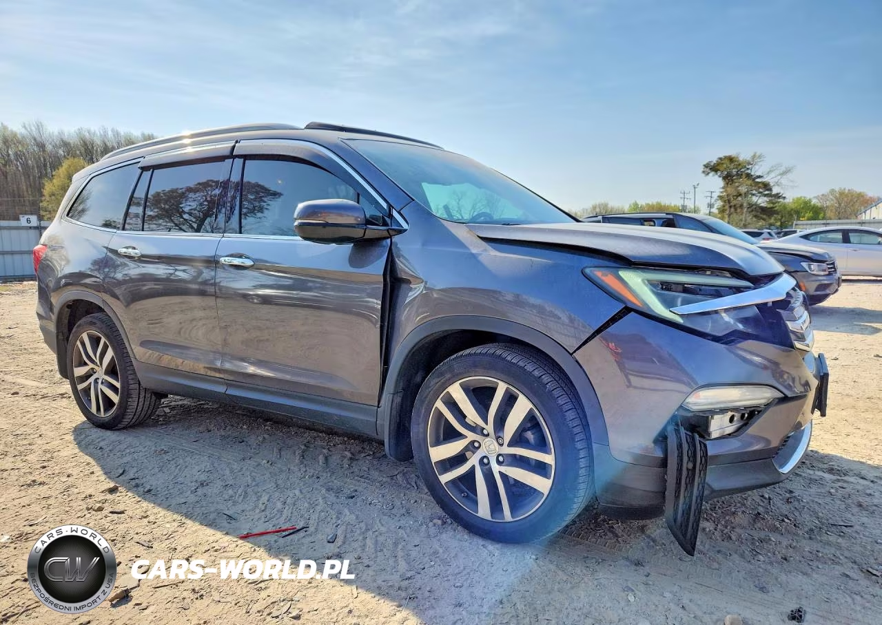 2017 Honda Pilot Elite VIN:5FNYF6H08HB092870 - 4