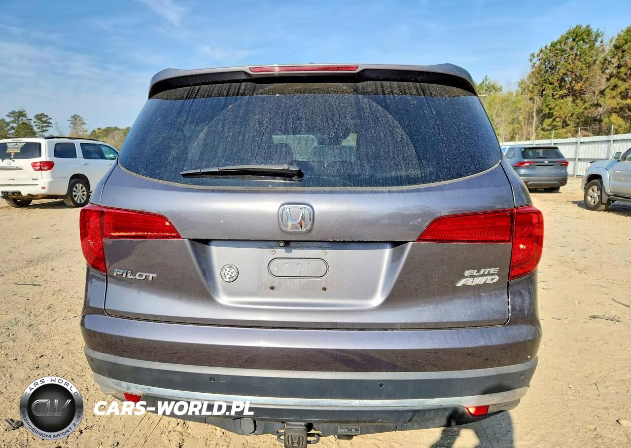 2017 Honda Pilot Elite VIN:5FNYF6H08HB092870 - 6