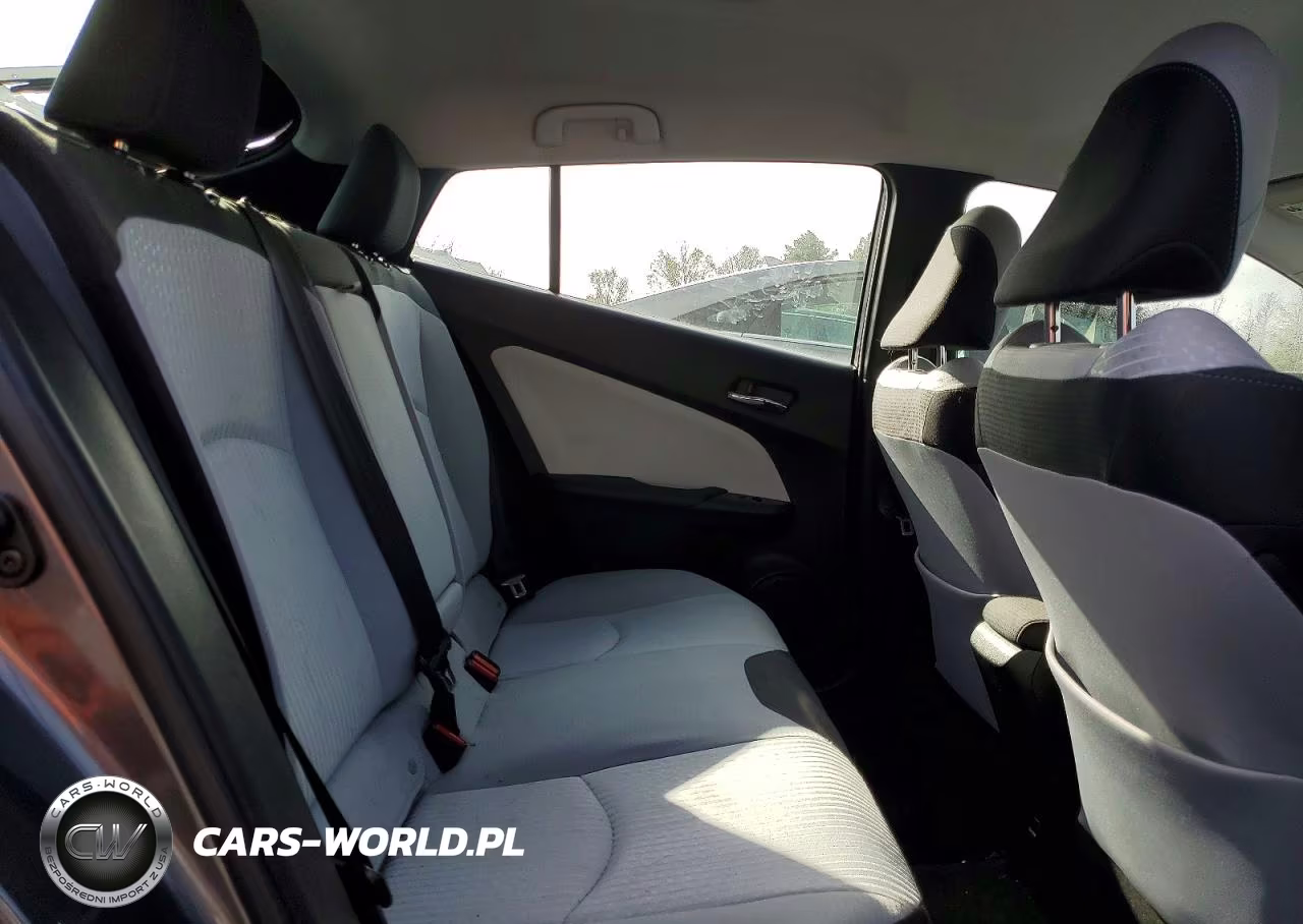 2017 Toyota Prius Two VIN:JTDKBRFU5H3044751 - 10