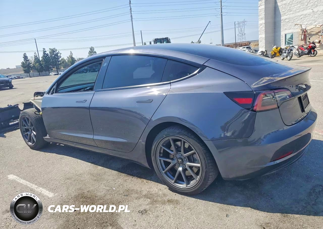 2023 Tesla Model 3 VIN:5YJ3E1EA0PF647533 - 2