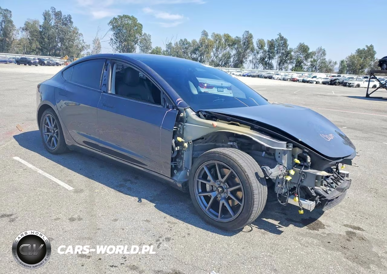 2023 Tesla Model 3 VIN:5YJ3E1EA0PF647533 - 4