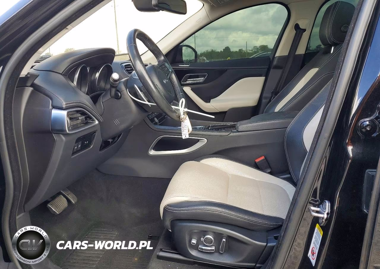 2018 Jaguar F-Pace R - Sport VIN:SADCL2GX5JA294627 - 7