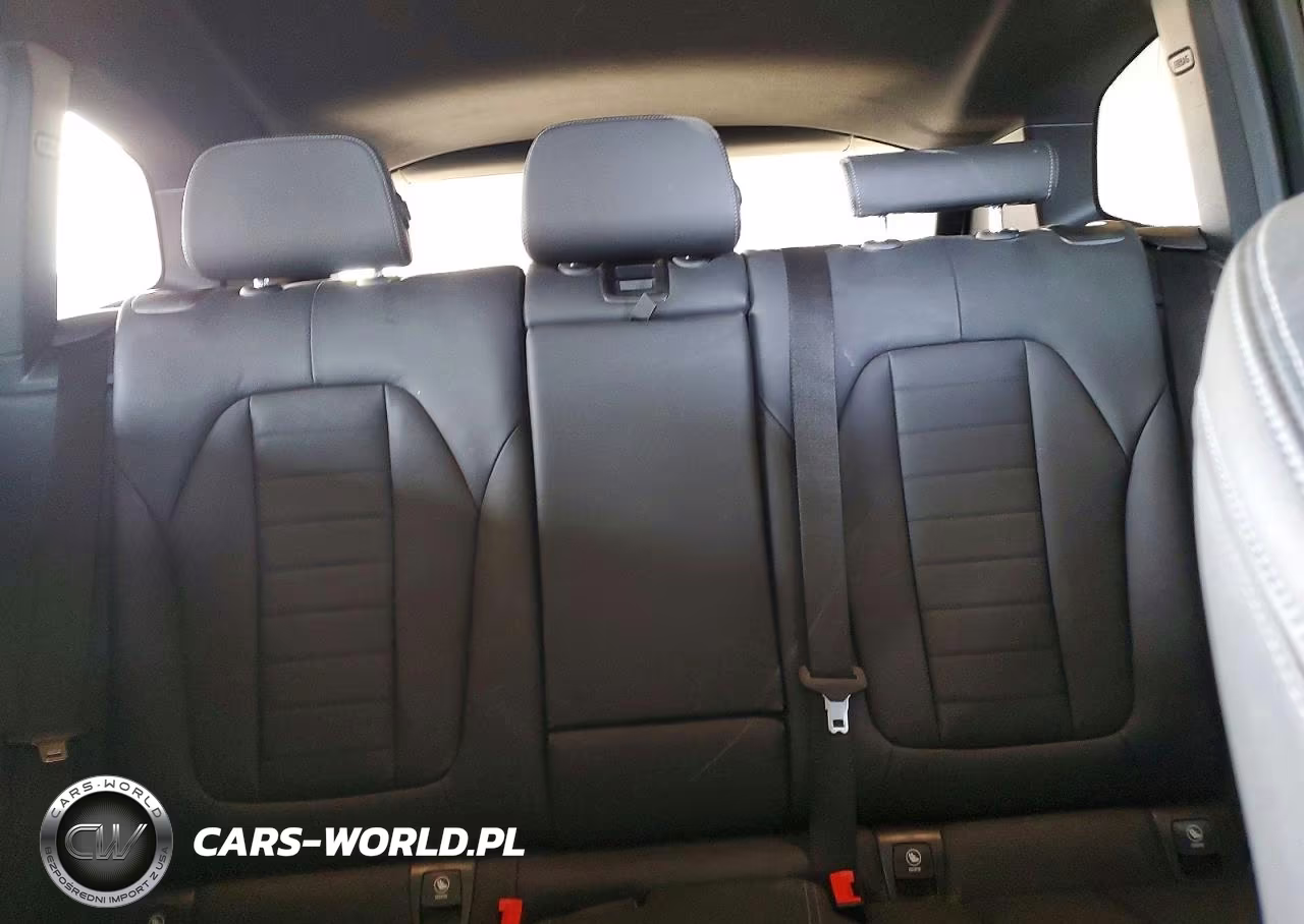 2021 BMW X3 xDrive30E VIN:5UXTS1C02M9E84281 - 10