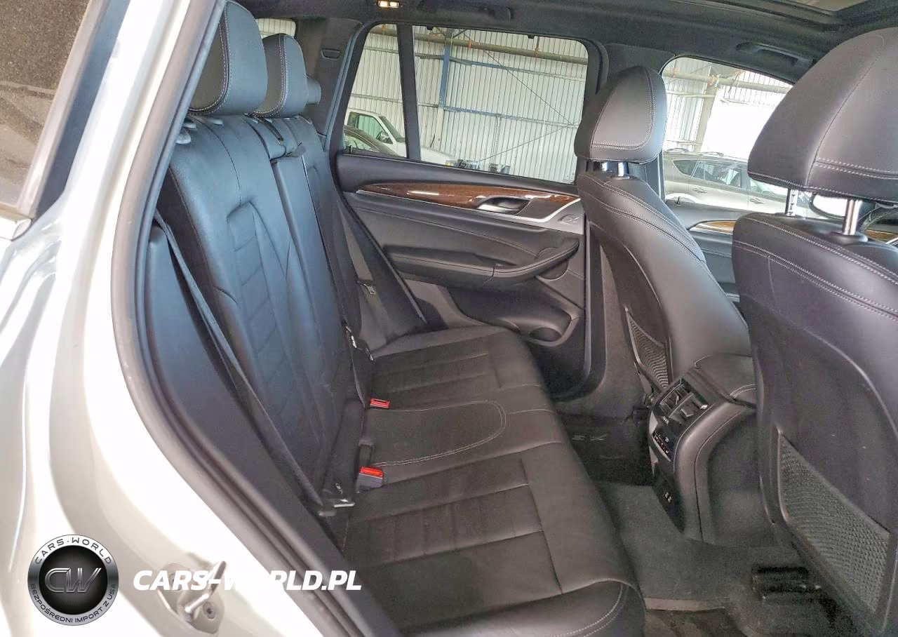 2021 BMW X3 xDrive30E VIN:5UXTS1C02M9E84281 - 11