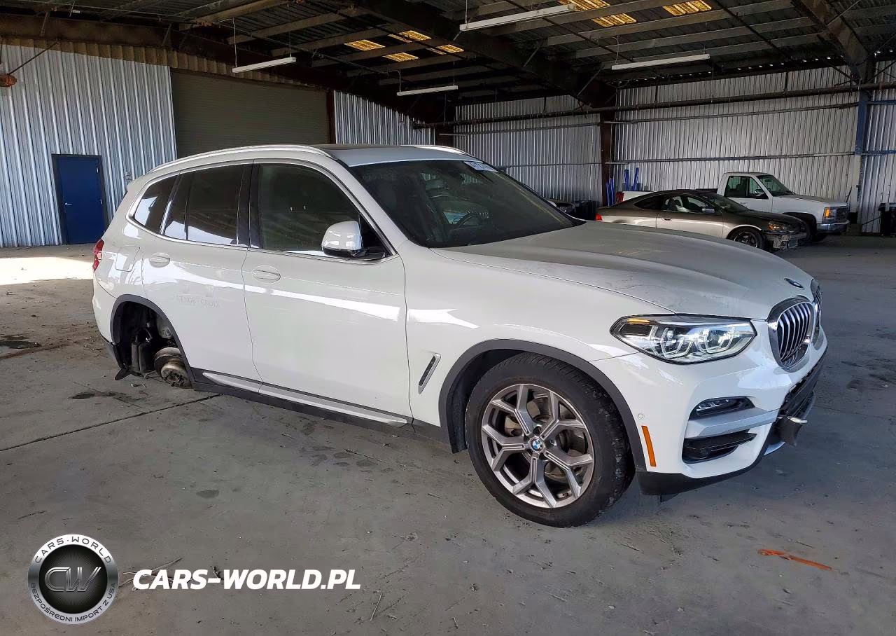 2021 BMW X3 xDrive30E VIN:5UXTS1C02M9E84281 - 4