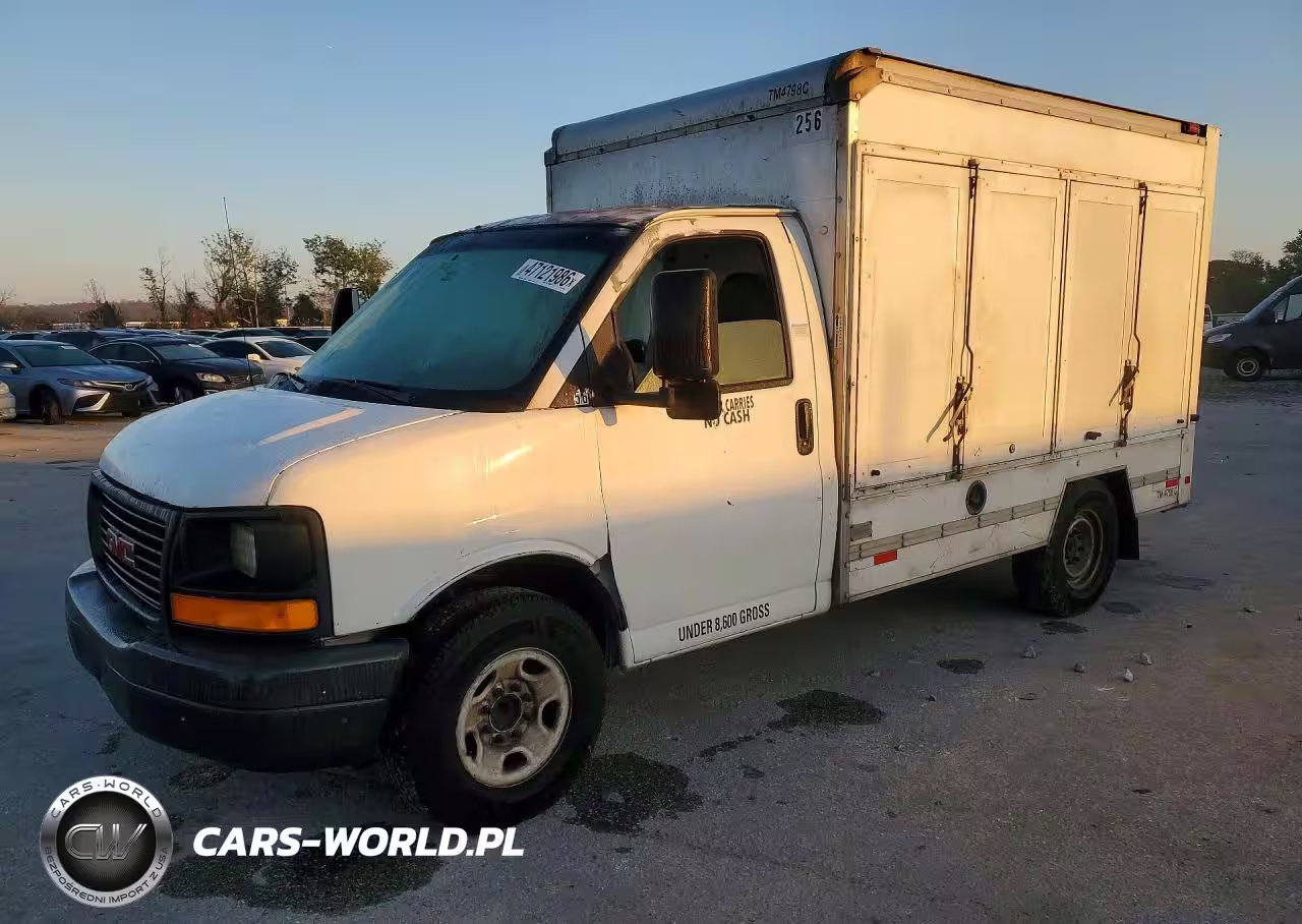 2009 GMC Savana Delivery Truck