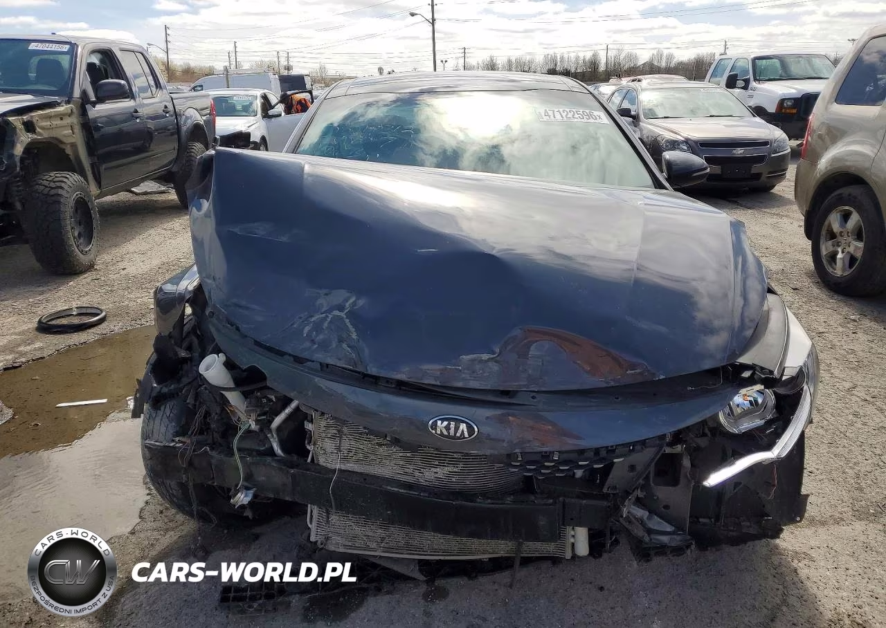 2018 Kia Optima S VIN:5XXGT4L36JG244836 - 5