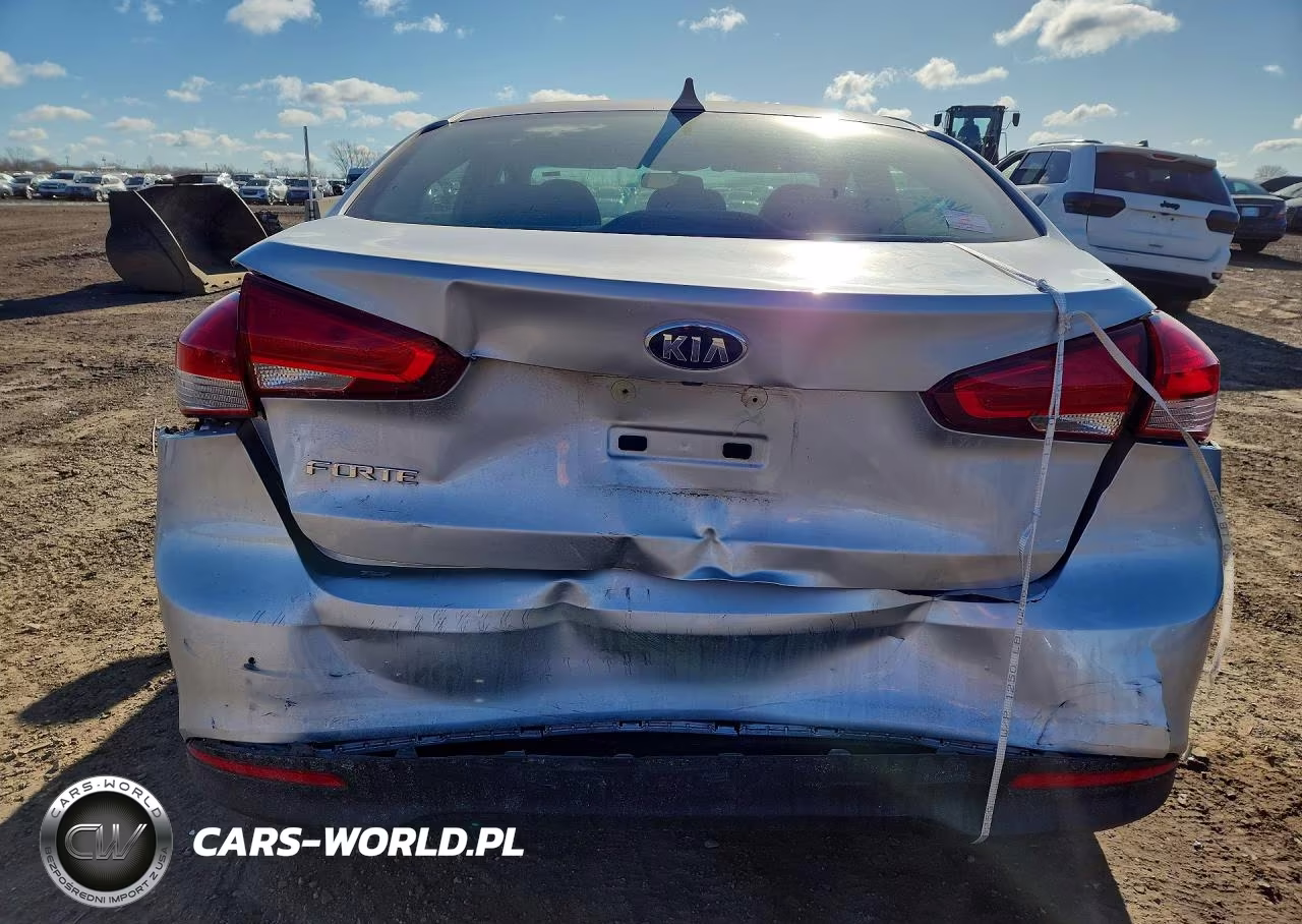 2018 Kia Forte Lx VIN:3KPFK4A71JE278857 - 6
