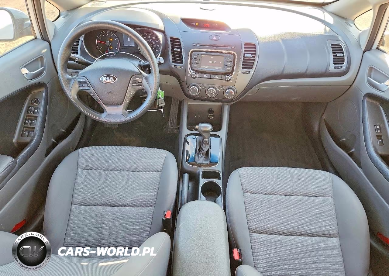2018 Kia Forte Lx VIN:3KPFK4A71JE278857 - 8