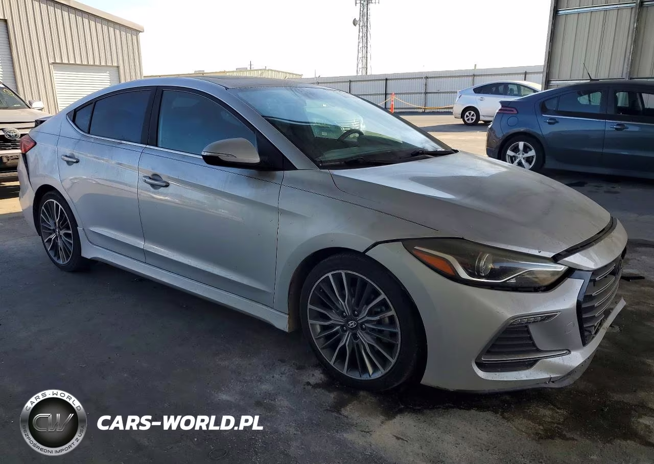 2018 Hyundai Elantra Sport VIN:KMHD04LB2JU702249 - 4