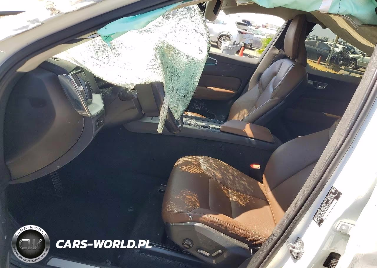 2020 Volvo Xc60 T5 Momentum VIN:YV4102DK9L1411971 - 7