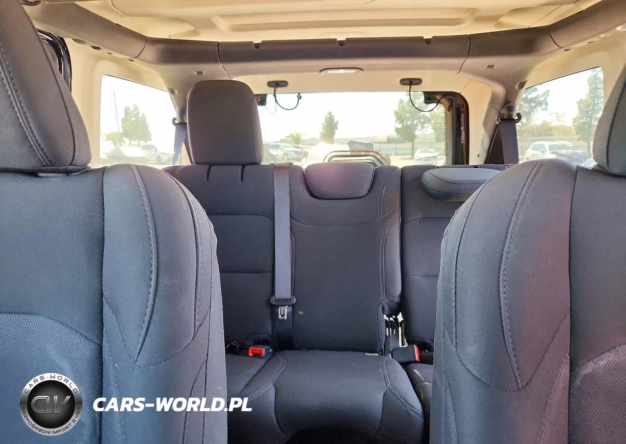 2020 Jeep Wrangler Unlimited Sport VIN:1C4HJXDN9LW159485 - 10