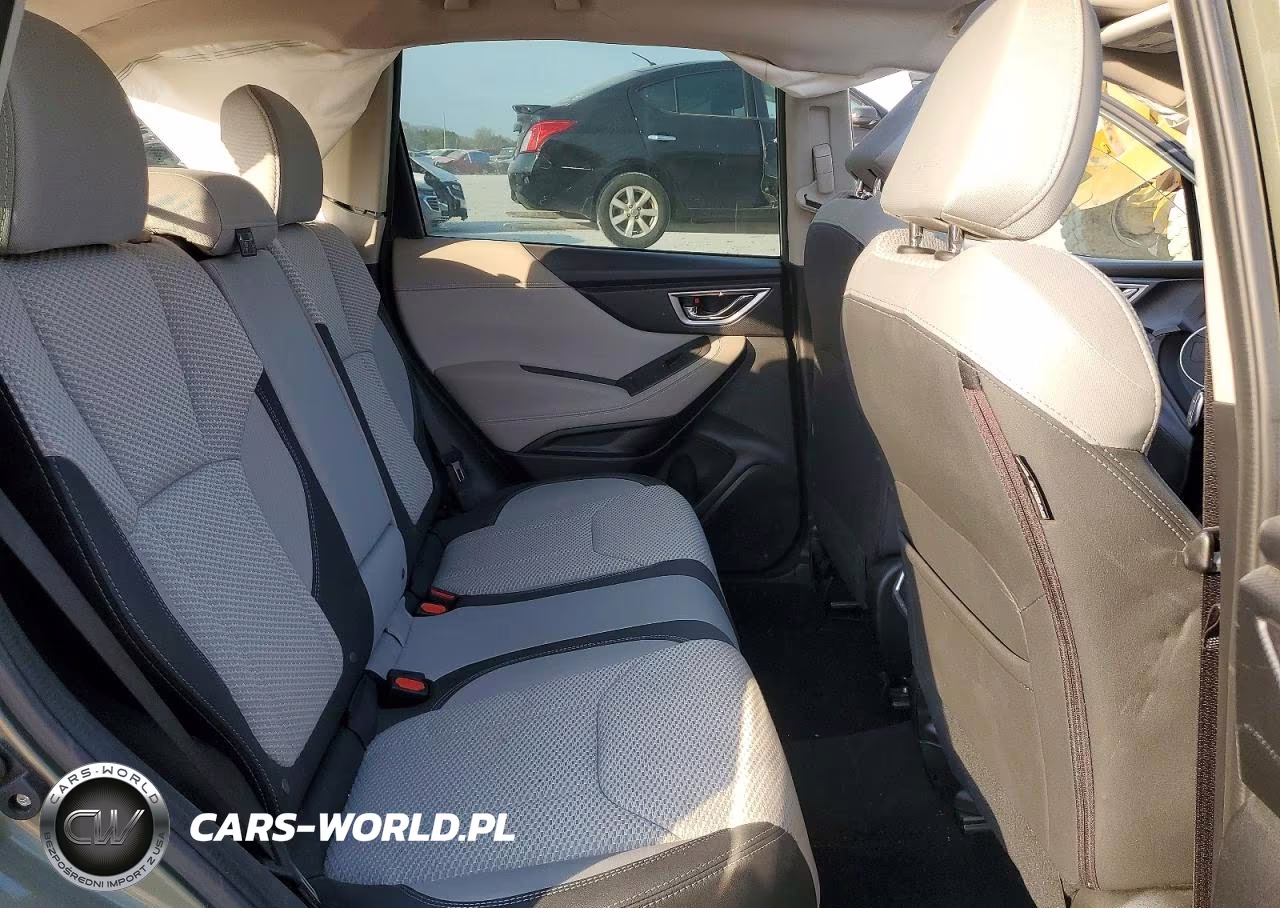 2021 Subaru Forester Premium VIN:JF2SKAFC3MH527288 - 11