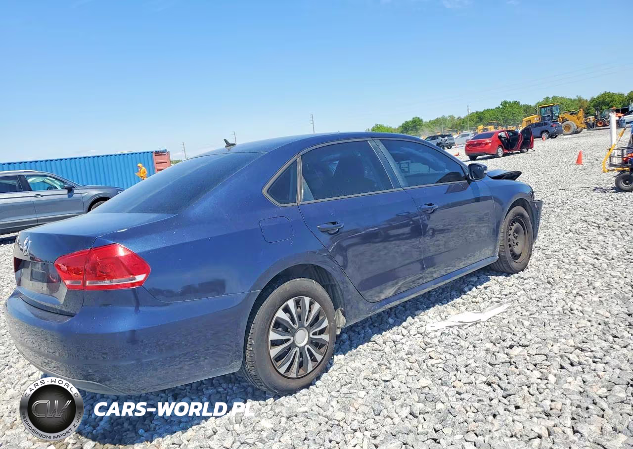 2014 Volkswagen Passat S VIN:1VWAS7A36EC095604 - 3