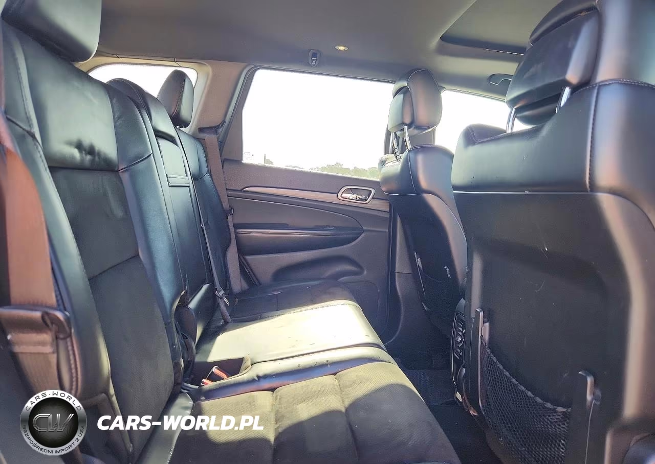 2019 Jeep Grand Cherokee Laredo VIN:1C4RJFAG9KC611133 - 10