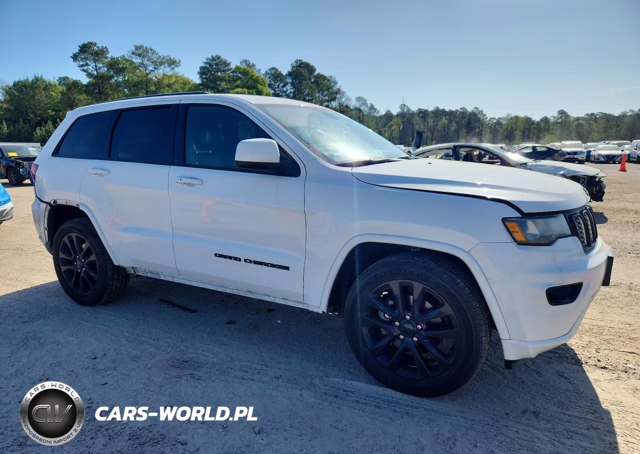 2019 Jeep Grand Cherokee Laredo VIN:1C4RJFAG9KC611133 - 4