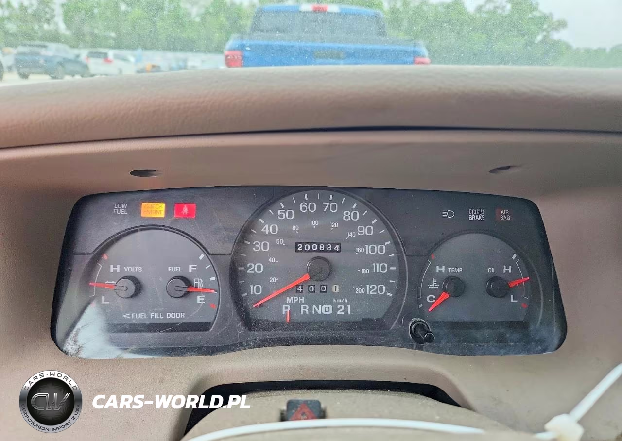 2005 Mercury Grand Marquis Gs VIN:2MEFM74WX5X613238 - 9