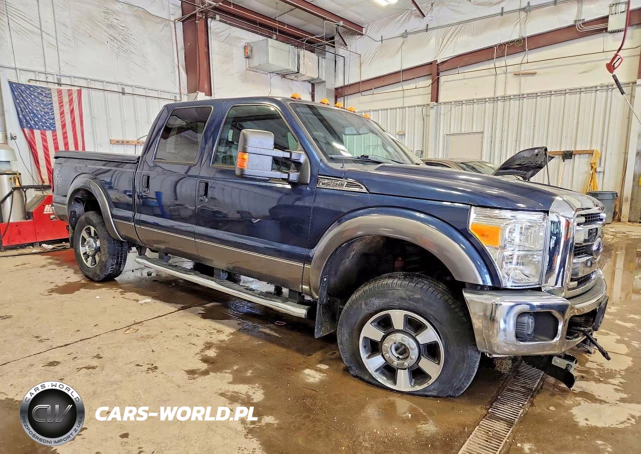 2014 Ford F250 Super Duty VIN:1FT7W2B6XEEB22840 - 4