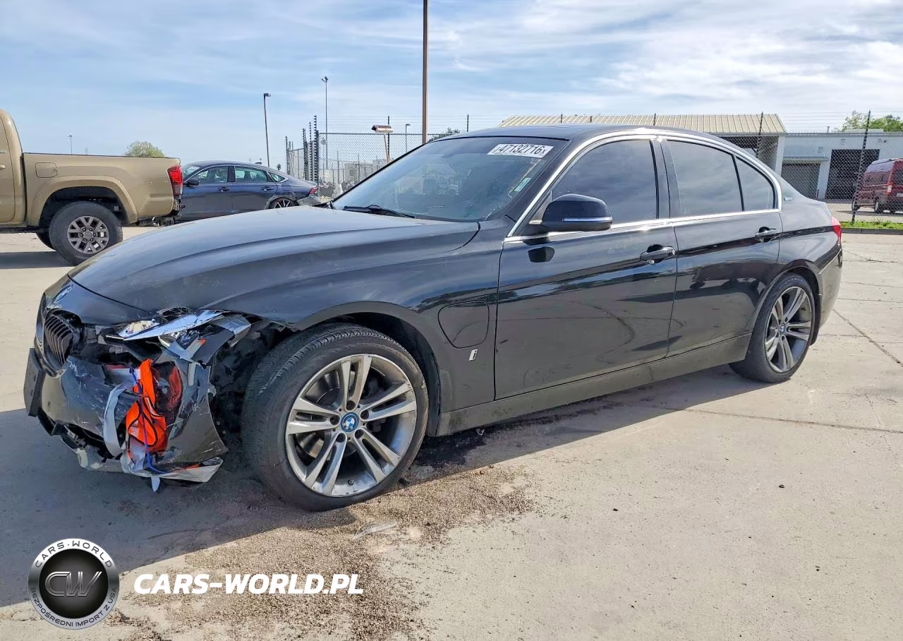 2017 BMW 330E