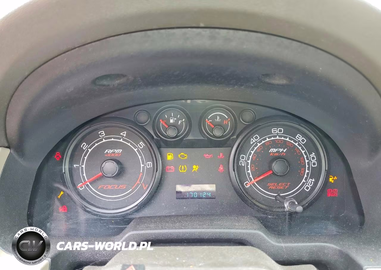 2008 Ford Focus S VIN:1FAHP32N68W299842 - 9