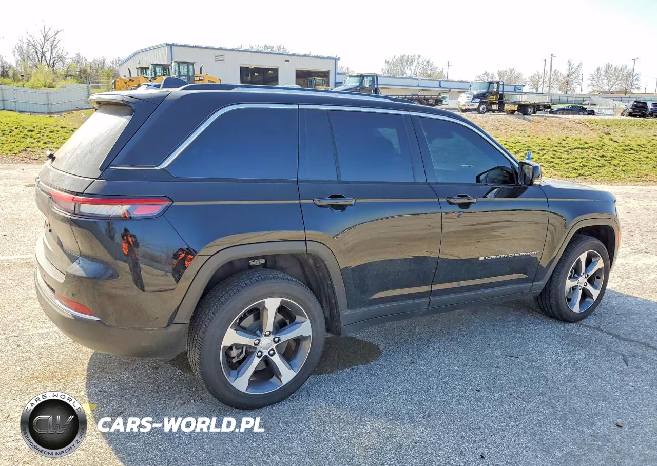 2022 Jeep Grand Cherokee Limited 4Xe VIN:1C4RJYB60N8758322 - 3