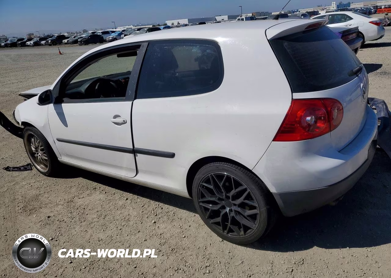 2007 Volkswagen Rabbit VIN:WVWBR71K07W208104 - 2