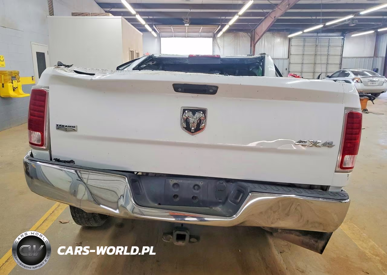 2013 Ram 2500 Laramie VIN:3C6UR5FL7DG516936 - 6