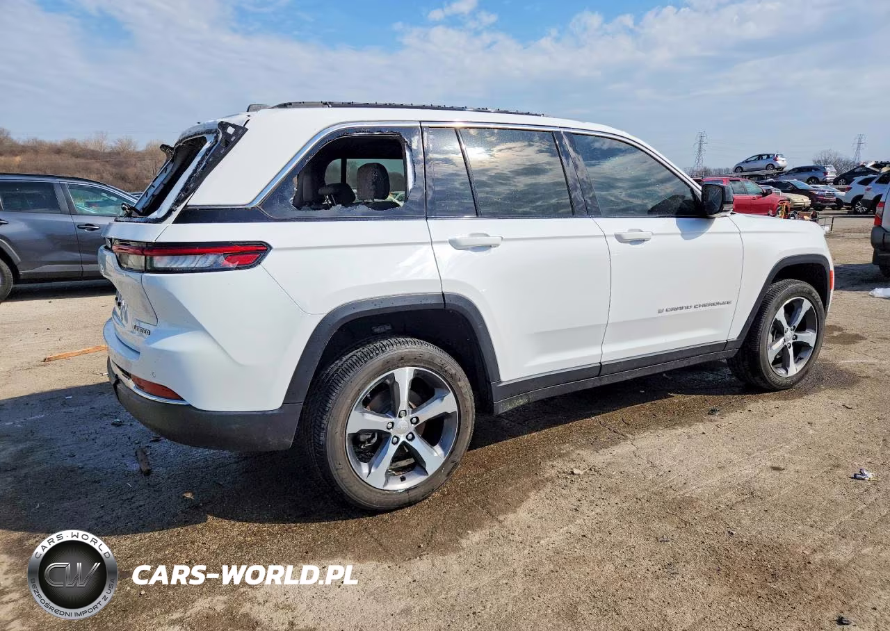 2024 Jeep Grand Cherokee Limited VIN:1C4RJHBG0RC256342 - 3