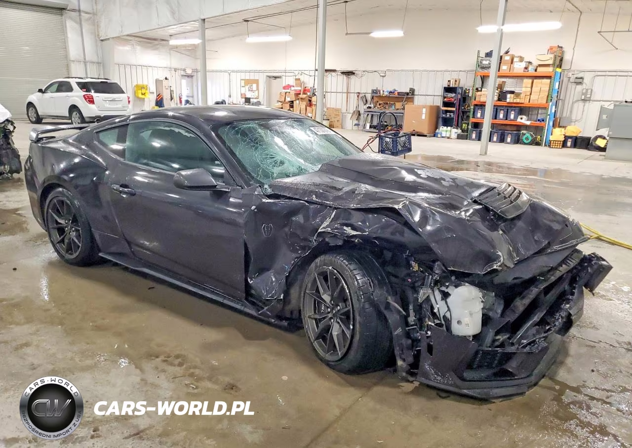 2024 Ford Mustang Dark Horse VIN:1FA6P8R08R5502252 - 4