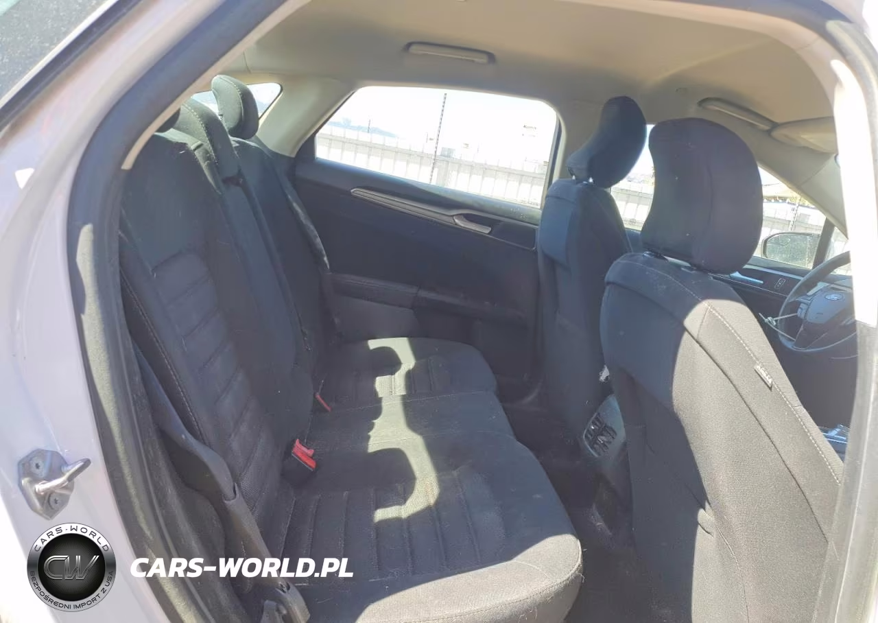 2018 Ford Fusion Se Hybrid VIN:3FA6P0LU5JR265346 - 10