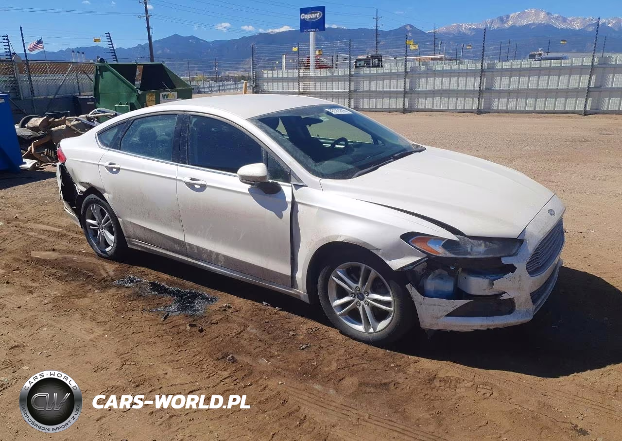 2018 Ford Fusion Se Hybrid VIN:3FA6P0LU5JR265346 - 4