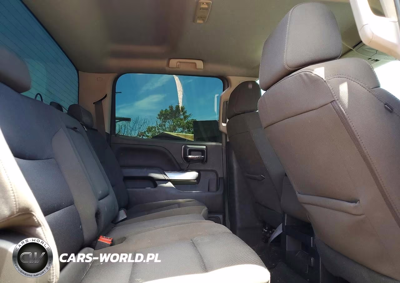 2018 Chevrolet Silverado K1500 Lt VIN:3GCUKREC3JG220040 - 10