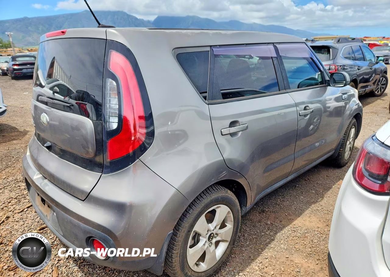 2017 Kia Soul Base VIN:KNDJN2A28H7449981 - 3