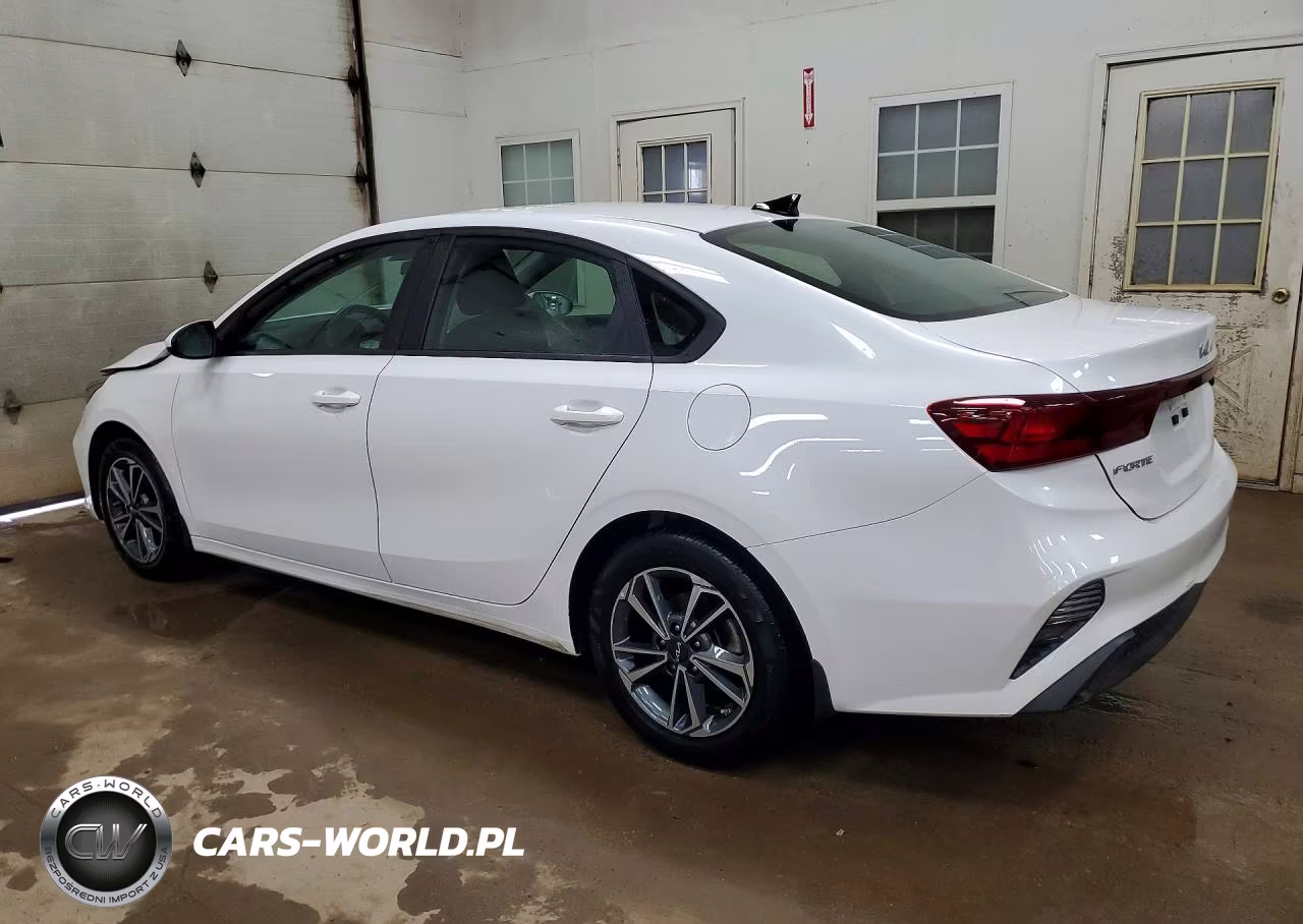 2024 Kia Forte Lxs VIN:3KPF24AD4RE702887 - 2