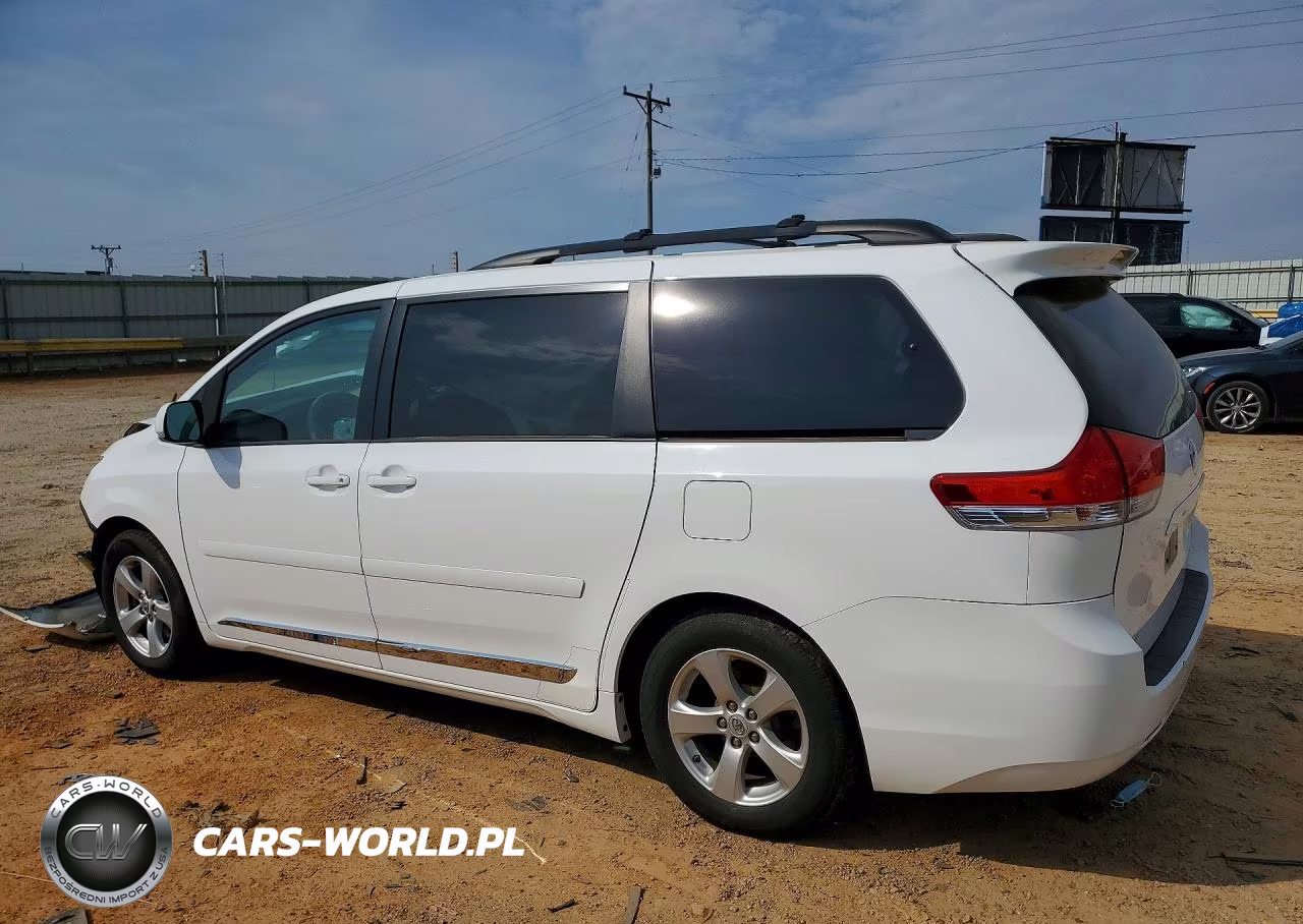 2013 Toyota Sienna Le 8-Passenger VIN:5TDKK3DC0DS280563 - 2
