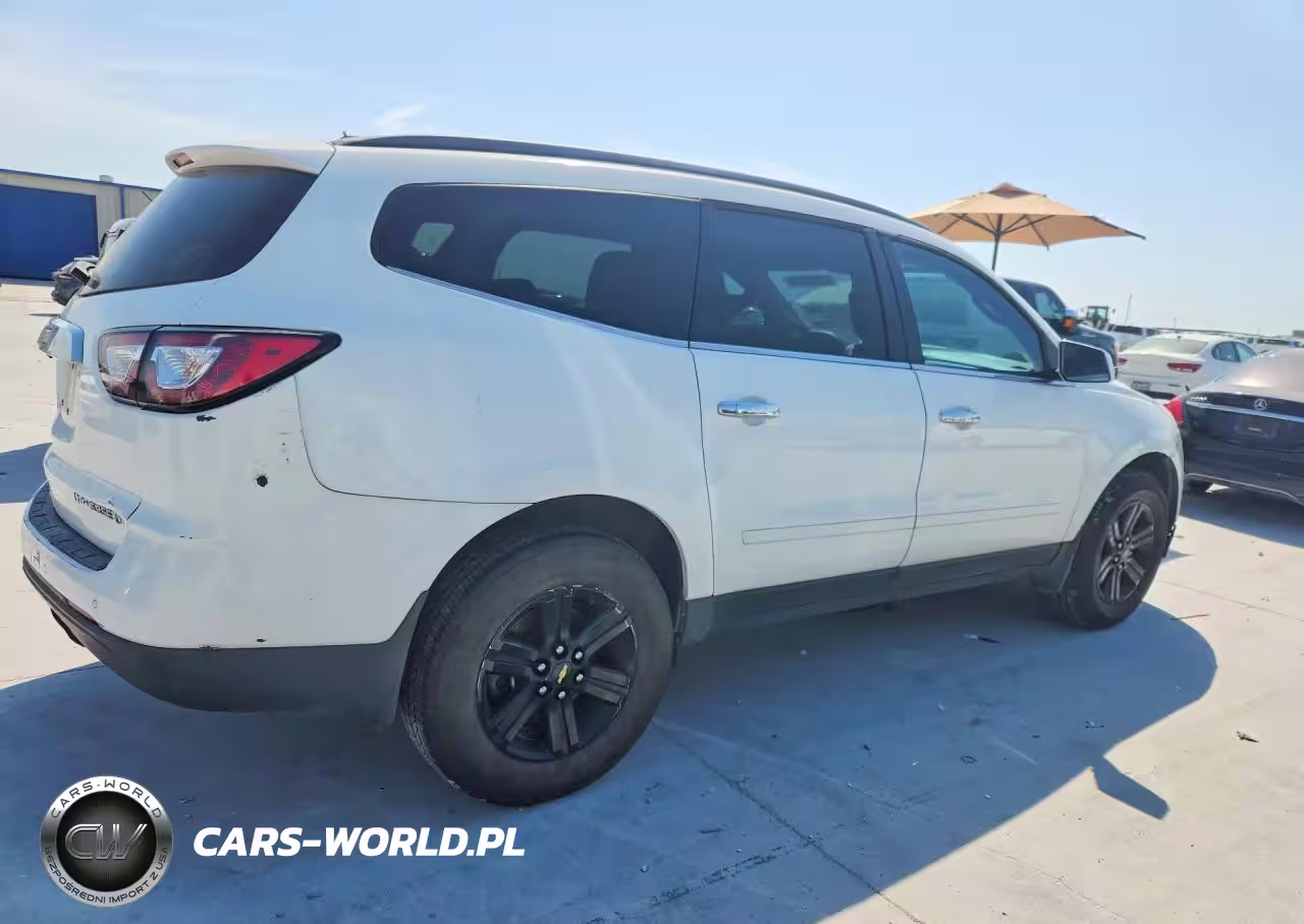 2016 Chevrolet Traverse Lt VIN:1GNKRHKD5GJ166667 - 3
