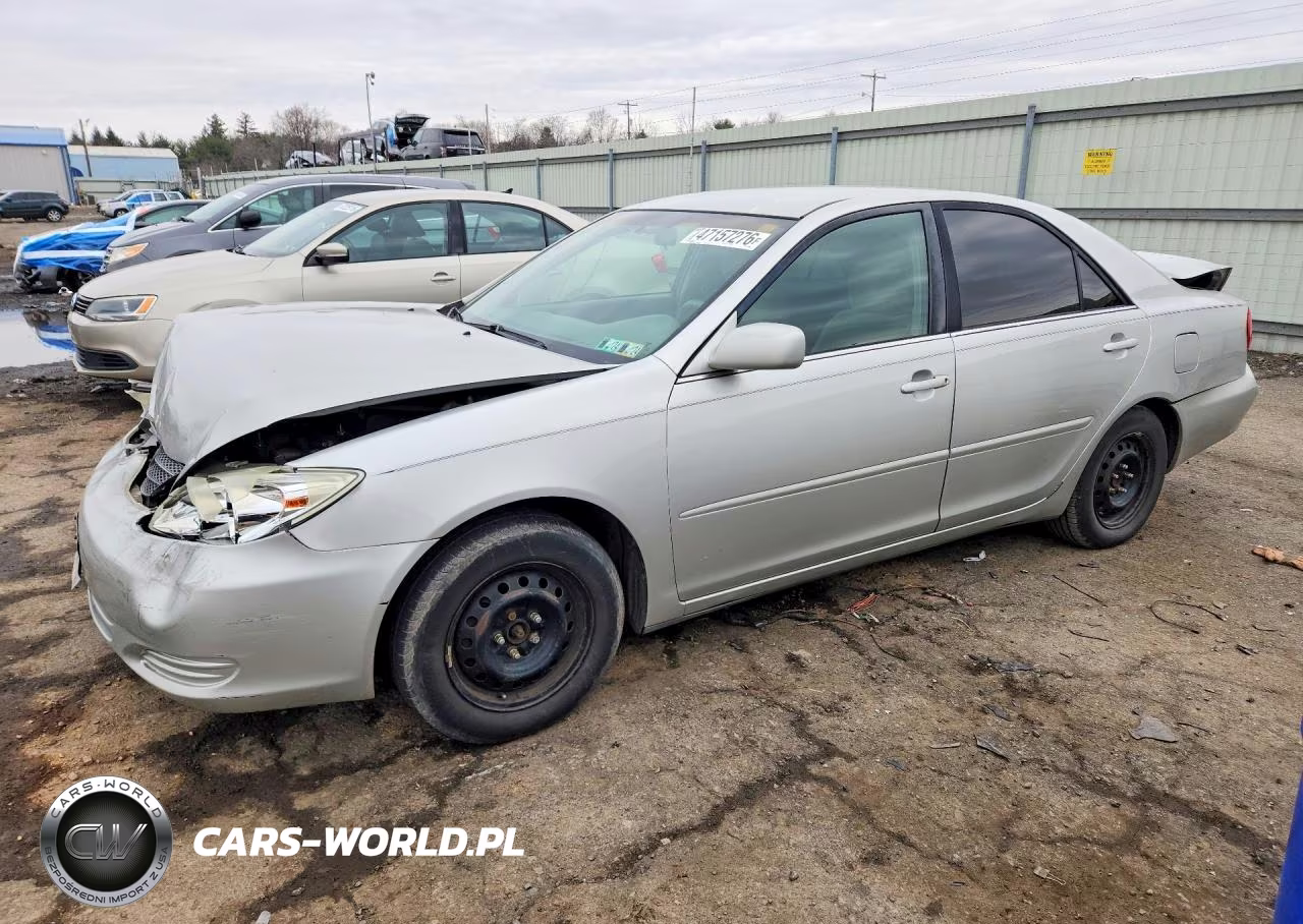 2004 Toyota Camry Le