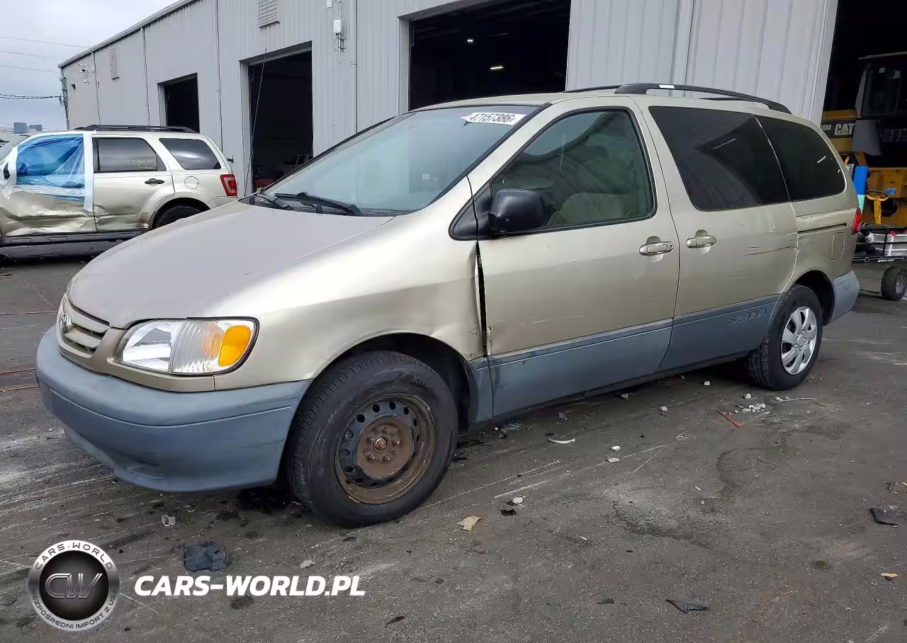 2003 Toyota Sienna Le