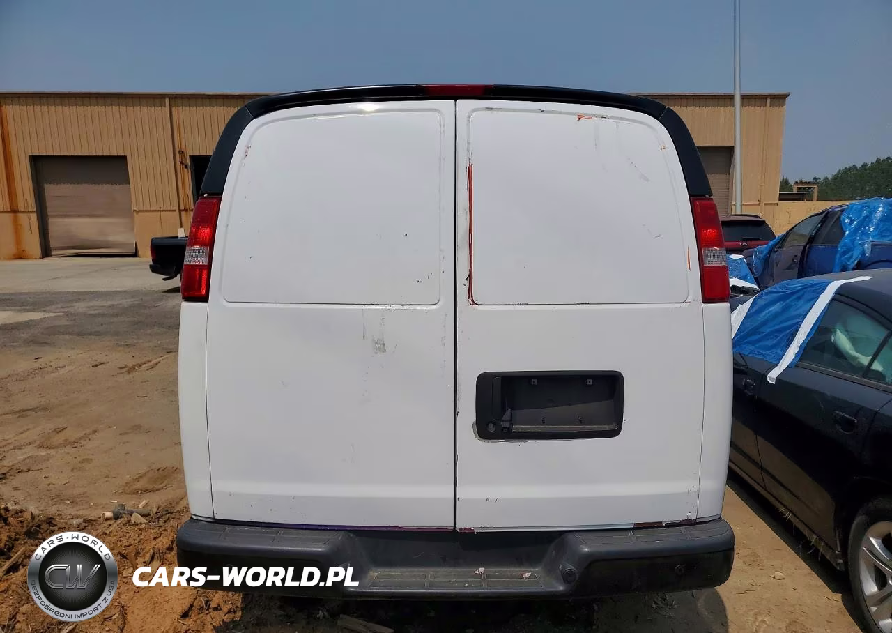 2021 Chevrolet Express G2500 VIN:1GCWGAFP6M1303039 - 6