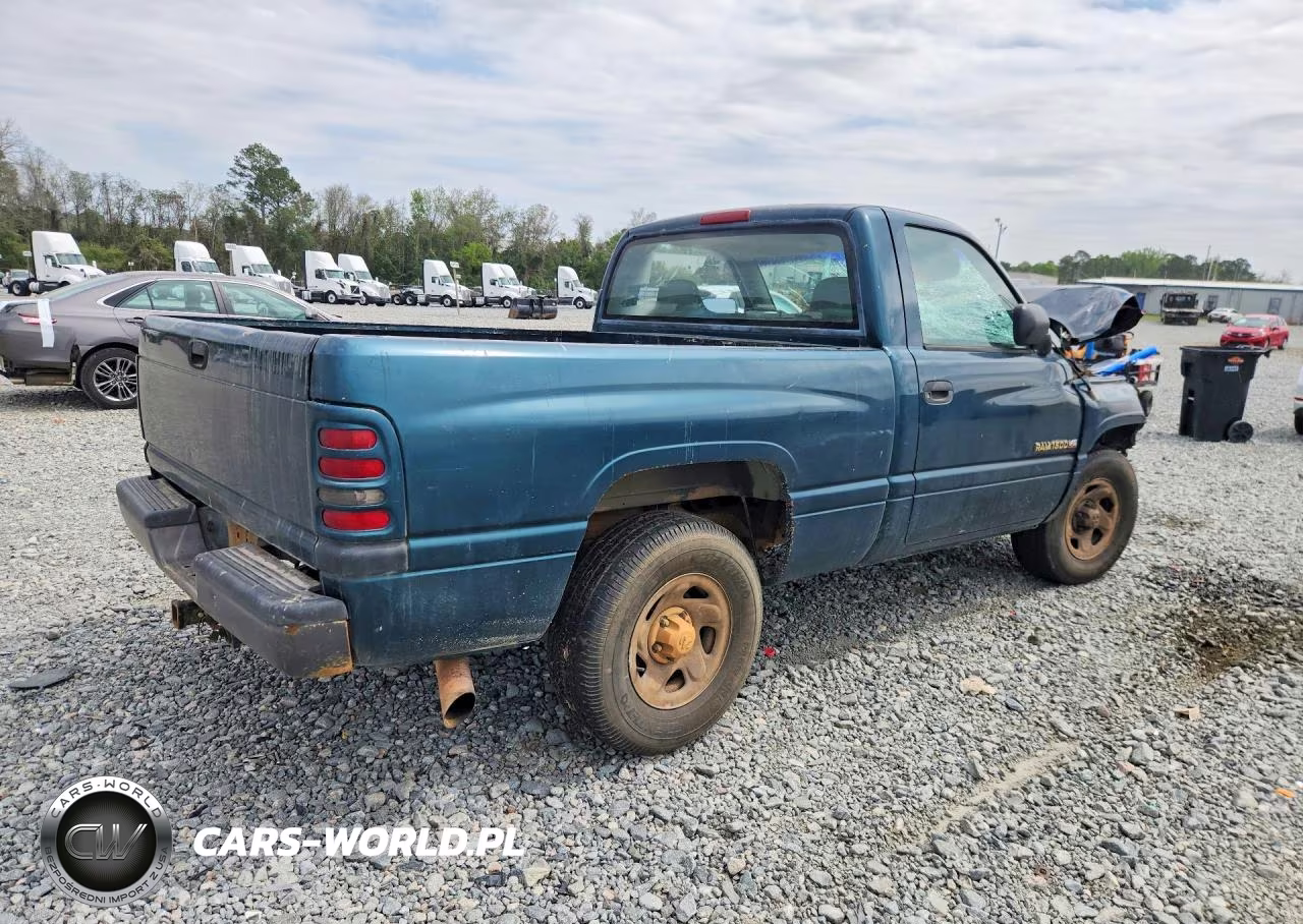1995 Dodge Ram 1500 VIN:1B7HC16X6SS339843 - 3