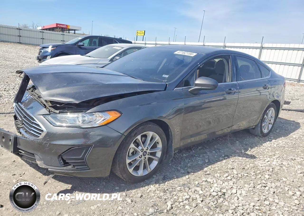 2020 Ford Fusion Se